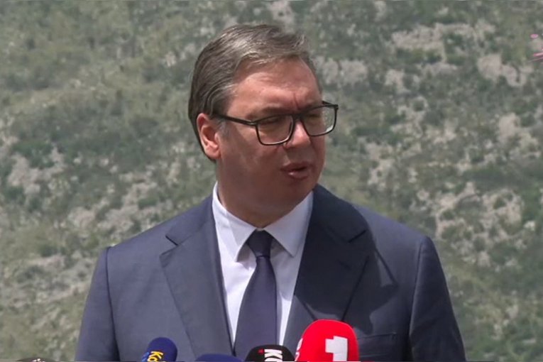 "IĆI ĆU U NJUJORK" Vučić : Mi se borimo za čast, za Srbiju, za Republiku Srpsku u okviru Dejtona