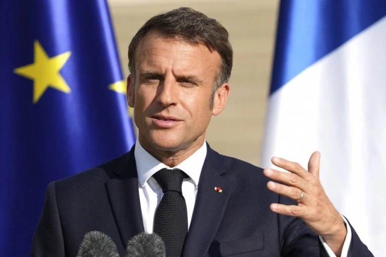 CRNE PROGNOZE ZA MAKRONA: Francuska se okreće udesno, objavljeni rezultati prvih predizbornih anketa