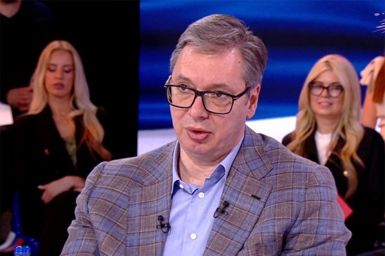 "POKAZALI SMO ZUBE I ODBRANILI NAŠU TROBOJKU, A SADA TREBA DA SE OKRENEMO RAZVOJU ZEMLJE"! Vučić: PRED NAMA SU ČETIRI VELIKA PROBLEMA, MORAMO OSTATI UJEDINJENI"!