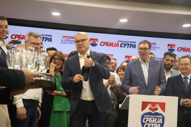 SRBIJA JE GLASALA OVAKO: U ovih šest gradova i opština SNS je odneo UBEDLJIVU POBEDU!