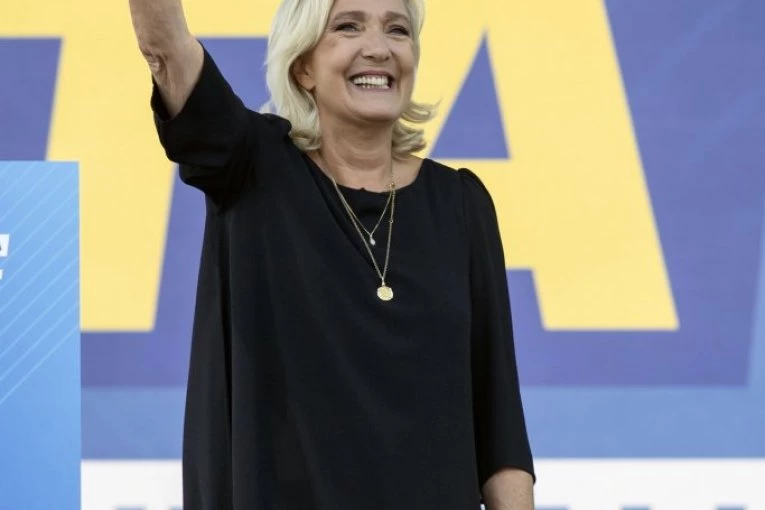 MAKRONOVA STRANKA NA TREĆEM MESTU! Pa ovo je totalni poraz! Marin Le Pen ima razloga za RADOST! Francuska pred velikim promenama?!