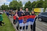 KILOMETARSKI RED ČEKA "ORLOVE" ISPRED STADIONA! HILJADE navijača se okupilo da gleda PRVI TRENING Srbije u Nemačkoj (FOTO+VIDEO)