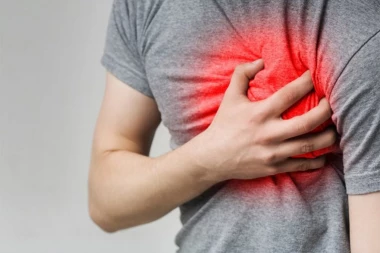 KARDIOLOZI OTKRILI KOJE VOĆE OBAVEZNO JEDU SVAKI DAN: Sprečava 80 odsto bolesti srca!
