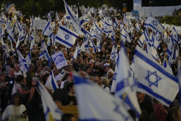 OPŠTI METEŽ U JERUSALIMU: Izraelci ustali protiv Netanjahua, traže hitno DVE stvari (VIDEO)