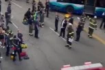 UŽAS U CENTRU GRADA! Autobus sa putnicima se ZAKUCAO u zgradu! Ima mrtvih i povređenih! (VIDEO)