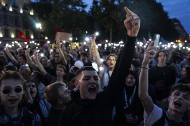 UHAPŠENO 11 STUDENATA: Zatvorili zaposlene u zgradu univerziteta i od države tražili samo jedno