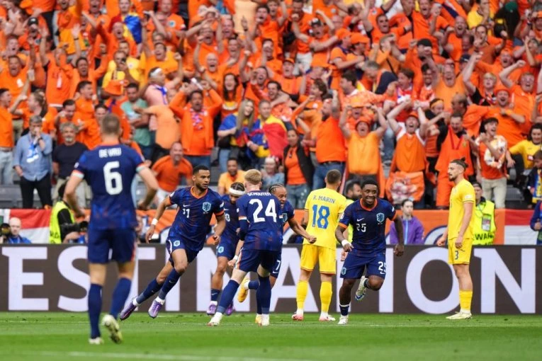 BITKA ZA ČETVRTFINALE NA EVRO2024: Holandija vodi protiv Rumunije! NASTAVLJA DA NAPADA i u nastavku (VIDEO)