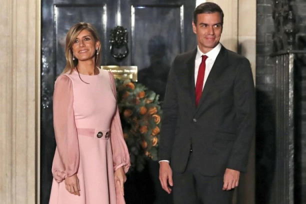 BEGONJA GOMEZ PRED SUDOM: Supruga španskog premijera svedočila u postupku za korupciju i trgovine uticajem (VIDEO)
