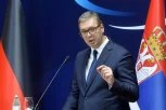 VUČIĆ SUTRA SA SPORTISTIMA KOJI PUTUJU NA OLIMPIJSKE IGRE U PARIZU! Uručiće im državnu zastavu!