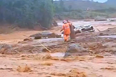 OVO JE KATASTROFA NESLUĆENIH RAZMERA! SVE JE VIŠE MRTVIH! Veliki broj ljudi je nestao! (VIDEO)