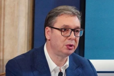 "NEKIMA SE ŽURI DA SVOJ I DRUGE NARODE UVEDU U NESREĆU, JA ŽURIM DA IZGRADIMO SRBIJU I SAČUVAMO MIR": Vučić poslao snažnu poruku!