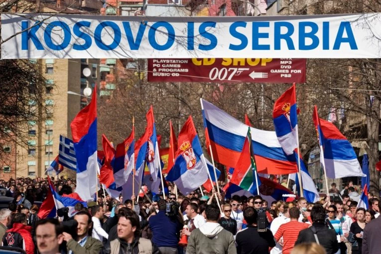 ŠVAJCARSKI LIST OBJAVIO SPECIJALNI DODATAK! Veltvohe piše: Srbija pravo čudo Balkana!