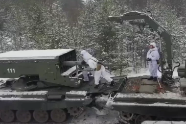 KIDA ORGANE I PRŽI PLUĆA: Kako funkcionišu termobarične bombe koje su Rusi upotrebili danas u Kursku (VIDEO)