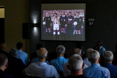 NJEGA JE POŠTOVAO KOMPLETAN FUDBALSKI SVET: Beograd se oprostio od poznatog sudije - održana komemoracija Zoranu Petroviću! (FOTO GALERIJA)