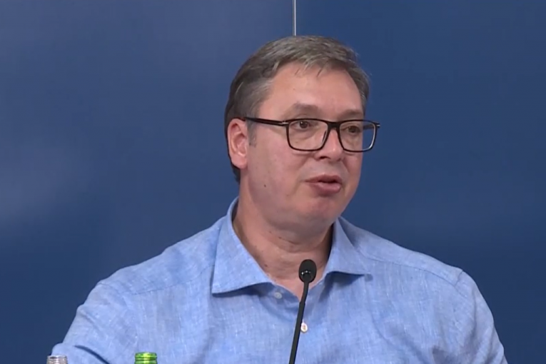 PREDSEDNIK VUČIĆ SUTRA U MEDVEĐICI NA ČUVENOJ MANIFESTACIJI "DANI PROJE I SIRA"!