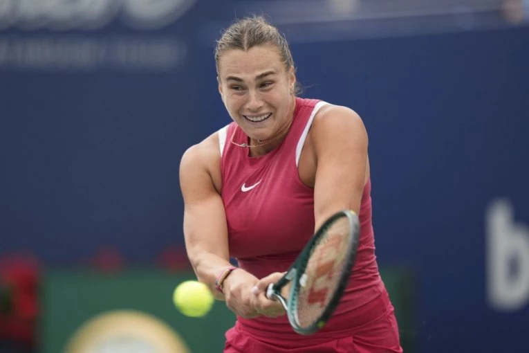 VELIKE REČI ŠAMPIONSKE US OPENA O NOVAKU: Sabalenka začepila usta Đokovićevim kritičarima!