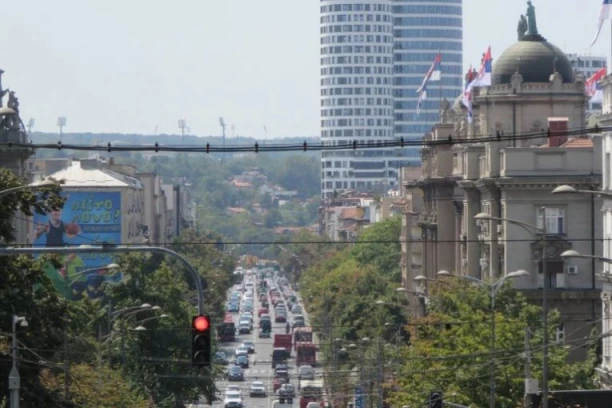 SUTRA IZMENE U SAOBRAĆAJU U BEOGRADU ZBOG PRIKAZA SPOSOBNOSTI VOJSKE SRBIJE! Evo detaljnog spiska