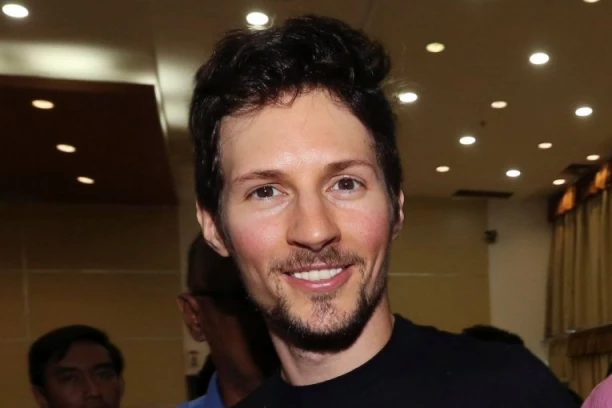 DUROV PRVI PUT NA SASLUŠANJU U PARISKOM SUDU: Vlasnik Telegrama imao samo jedan kratak komentar