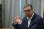 PREDSEDNIK VUČIĆ SE OBRAĆA IZ TIVTA!