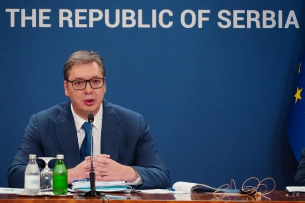 ''ŠANA TOVA JEVREJSKOJ ZAJEDNICI U SRBIJI I SVETU''! Predsednik Vučić čestitao Roš Hašanu-jevrejsku Novu godinu (FOTO)