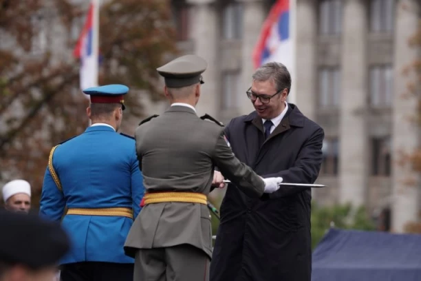 VUČIĆ POTPISAO! Vojni rok od 75 dana ZA MLADIĆE DO 30 GODINA! ČITAJTE U SRPSKOM TELEGRAFU!