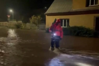 OGROMNE KOLIČINE VODE IDU DUNAVOM KA SRBIJI: Na nekim mestima očekuje se porast od čak 400 centimetara, EVO DA LI NAM PRETE POPLAVE (FOTO/VIDEO)