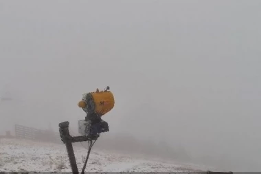 ZABELELO SE U SRBIJI! Sneg pada u ovim delovima zemlje kao usred decembra! (FOTO)