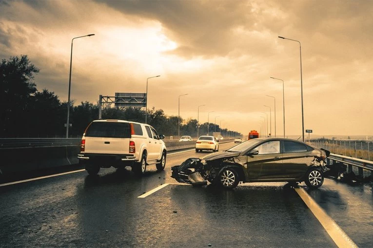 LANČANI SUDAR NA BEGALJIČKOM BRDU! Karambol na auto-putu, kolaps u saobraćaju! (FOTO)