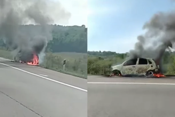 GORI AUTOMOBIL NA AUTO-PUTU BEOGRAD-NIŠ: Ogromna buktinja kulja iz vozila, GUME ISTOPLJENE! (VIDEO)