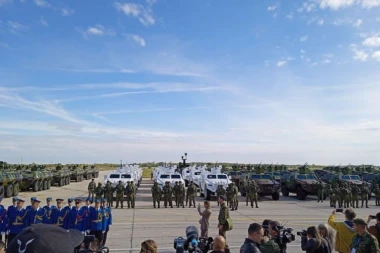 SVE JE SPREMNO ZA SPEKTAKL NA AERODROMU U BATAJNICI! Poslednje vežbe pripadnika Vojske Srbije pred "Zastavu 2024"! (FOTO, VIDEO)