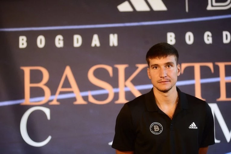 BOGDAN MAMI KARIJA DA OSTANE: "Poslao sam mu snimak gde kažem da hoću da me Pešić trenira" (VIDEO)