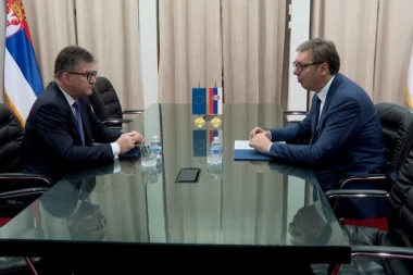 "NEĆEMO DOZVOLITI POGROM I PROGON SRBA SA KOSOVA"! Vučić se sastao sa Lajčakom u Njujorku!