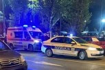 JEZIVI DETALJI UBADANJA NA ČUKARICI! Četvorica nasrnula na njega, policija traga za njima! NAPRAVILI RUPU NA VRATIMA IGRAONICE