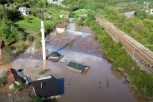 JABLANICA DOVEDENA DO NEPREPOZNATLJIVOSTI: Objavljen prvi snimak grada iz vazduha, meštanima najviše potrebne OVE dve stvari (VIDEO)