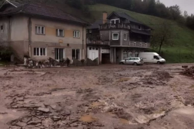 TUGA! NA PODRUČJU KONJICA PRONAĐENO JOŠ JEDNO TELO! Broj žrtava stravičnih poplava nastavlja da raste!