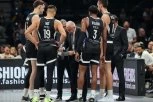 PARTIZAN POGODIO ŠEST TROJKI ZA ČETVRTINU: Kampaco vratio egal Realu