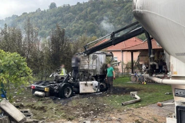 KARAMBOL KOD ČAČKA! Zapalila se cisterna, pa uletela ljudima u dvorište - ZA DLAKU IZBEGNUTA TRAGEDIJA! (FOTO)