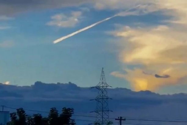 NOĆAS SPEKTAKL NA NEBU IZNAD SRBIJE: "Kometa veka" nakon 80.000 godina ponovo se OPASNO PRIBLIŽAVA ZEMLJI (FOTO/VIDEO)