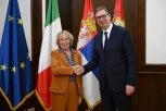 VUČIĆ SA STEFANIJOM KRAKSI: "Italija pruža podršku Srbiji na evropskom putu!" (FOTO)