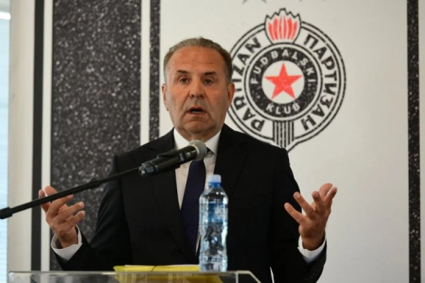 RASIM LJAJIĆ ZAGREMO: "Kunu se u ljubav prema klubu, a Partizan tretiraju kao bankomat"!