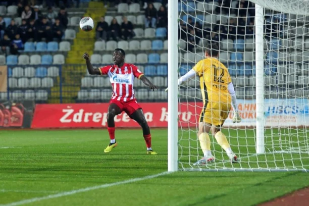 SUBOTIČANI POKAZUJU ZNAKE ŽIVOTA: Novi gol na severu Srbije - kardinalna greška golmana Ilića!