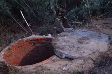 STRAVIČNO! LJUDSKI SKELET PRONAĐEN U BUNARU: Nesrećnik ubijen udarcem tupim predmetom u glavu, a NAJZAD OTKRIVEN MOTIV ZLOČINA