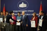 PREMIJER SA NAŠIM NAJVEĆIM TALENTIMA! Vučević uručio priznanja učenicima nagrađenim na međunarodnim takmičenjima