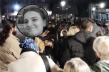 POTRESNE SCENE U STAROJ PAZOVI: Građani se opraštaju od Anđele Ruman (21) koju je ubila nadstrešnica u Novom Sadu!