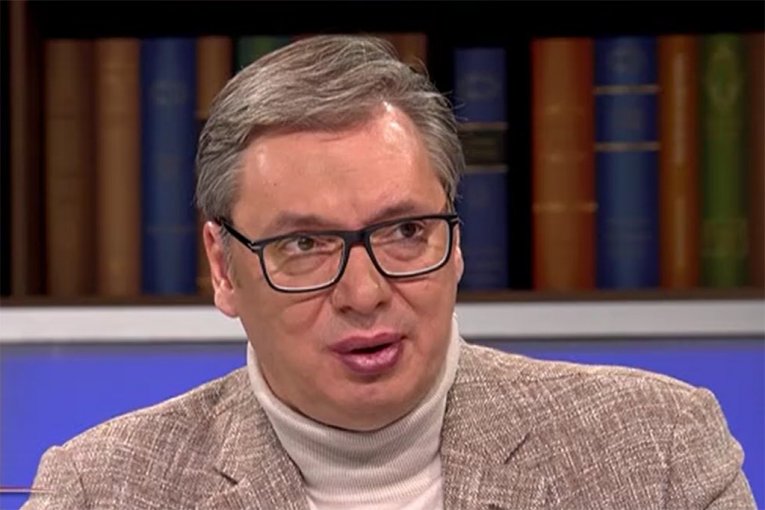 "PROSEČNA PLATA U DECEMBRU NAREDNE GODINE 1.150 EVRA"! Vučić: "Samo sada da ne stanemo"!