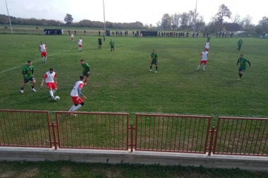 NE PAMTI SE OVAKO SADRŽAJAN MEČ U LIGI: Na kraju je jedan gol rešio pitanje pobednika! (FOTO GALERIJA)