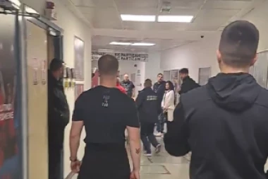 U ARENI IZBEGNUTA SMRT: Doktori imali posla nakon meča Partizana i Barse! (VIDEO)