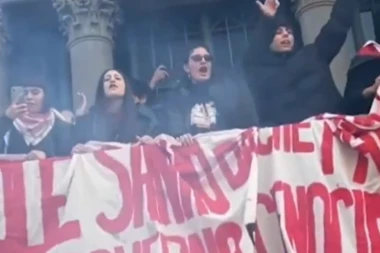 ANTIVLADINI PROTESTI ŠIROM ITALIJE: Demonstranti napravili haos u Torinu zbog politike premijerke Meloni (VIDEO)