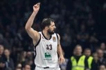 MIROTIĆ IMAO ŠTA DA PORUČI NAKON POBEDE NA PARTIZANOM: Moćne reči košarkaša Armanija!