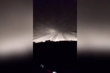 SNEG ZATRPAO OVE KRAJEVE SRBIJE: Pogledajte kako se kreće hladni front, samo će jedan deo zemlje ostati SUV! (FOTO/VIDEO)